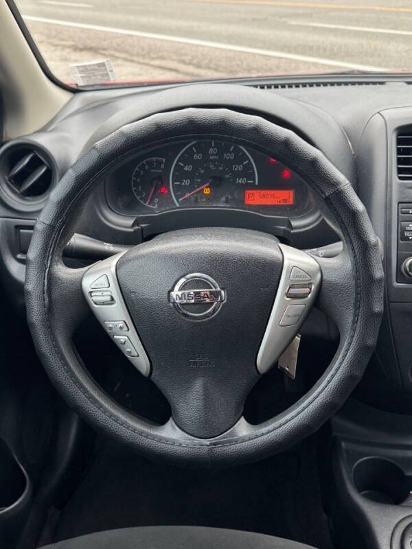 2015 Nissan Versa 1.6 S