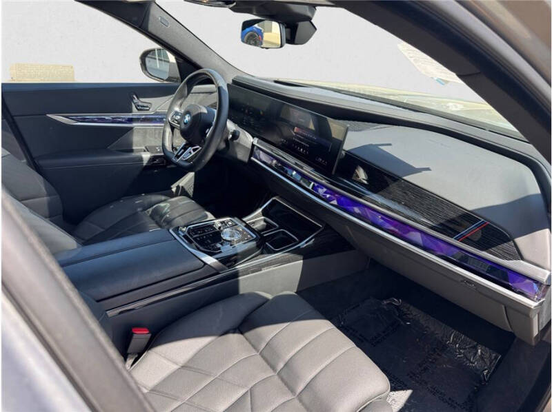 2024 BMW i7 xDrive60