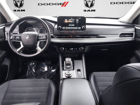 2024 Mitsubishi Outlander SE Black Edition