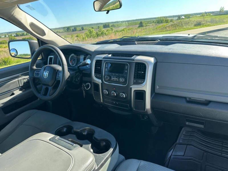 2013 RAM 1500 SLT