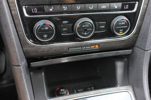 2016 Volkswagen Passat