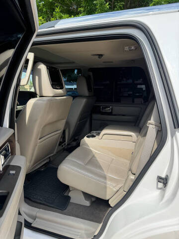 2012 Lincoln Navigator