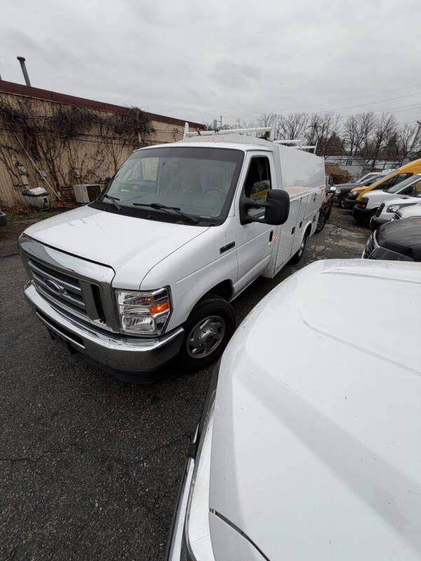 2021 Ford E-Series E-350 SD