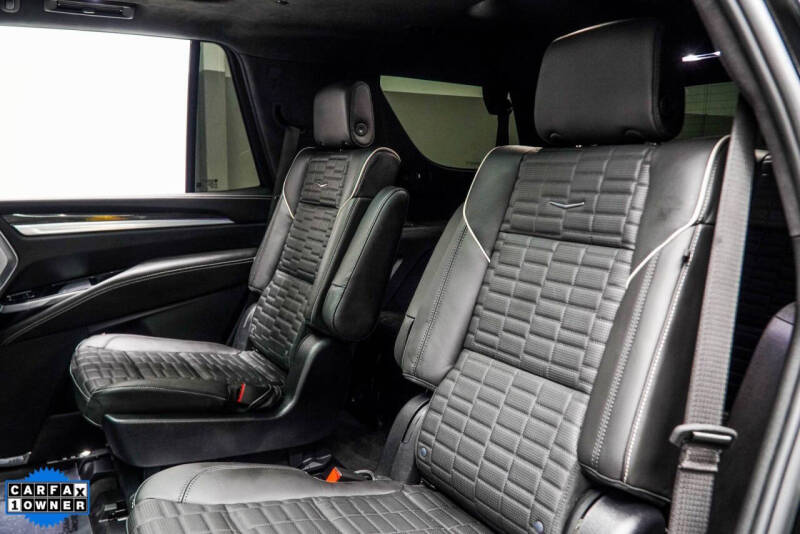 2025 Cadillac Escalade-V