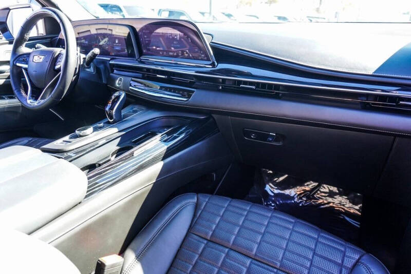 2023 Cadillac Escalade-V