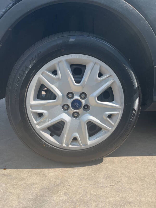 2016 Ford Escape S