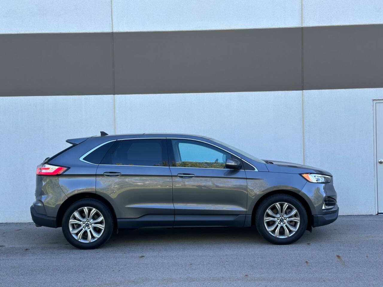 2021 Ford Edge for sale at Phoenix Motor Co in Romulus, MI