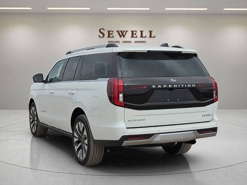 2026 Ford Expedition Platinum