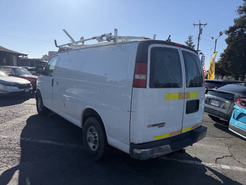 2014 Chevrolet Express 2500