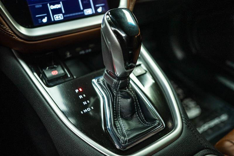 2022 Subaru Outback Touring XT