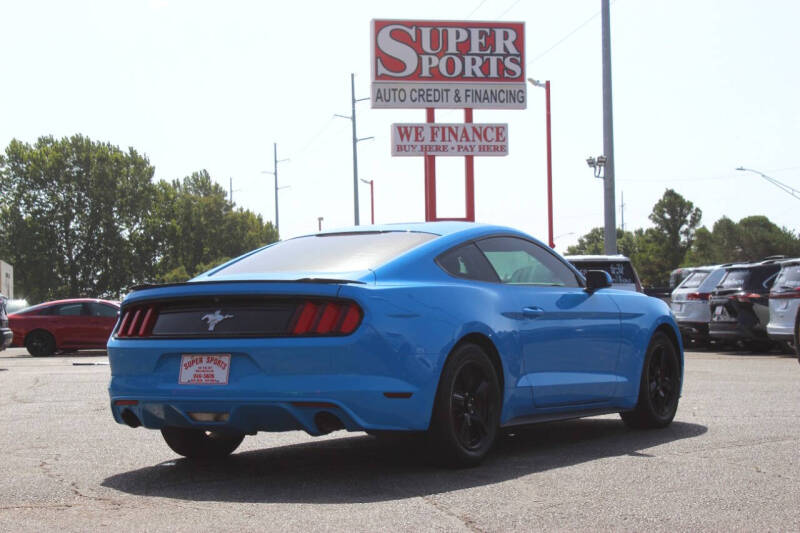 2017 Ford Mustang V6