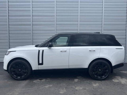 2025 Land Rover Range Rover P530 SE
