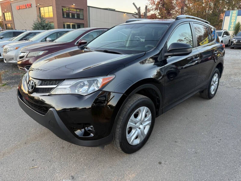 2015 Toyota RAV4 LE's photo