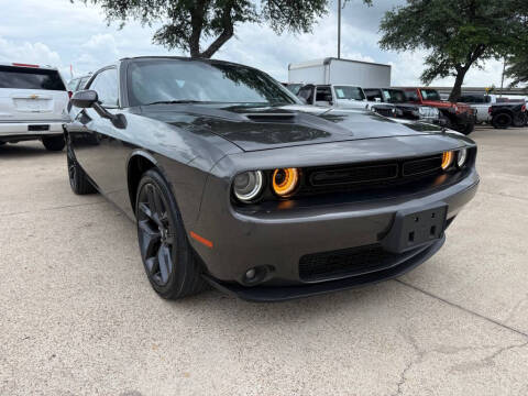 2021 Dodge Challenger SXT