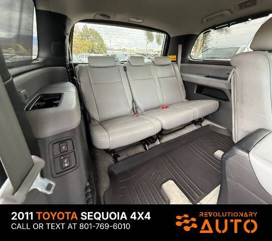 2011 Toyota Sequoia Platinum