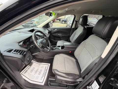 2017 Ford Escape SE