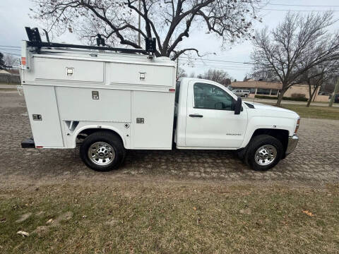 2015 Chevrolet Silverado 3500HD CC