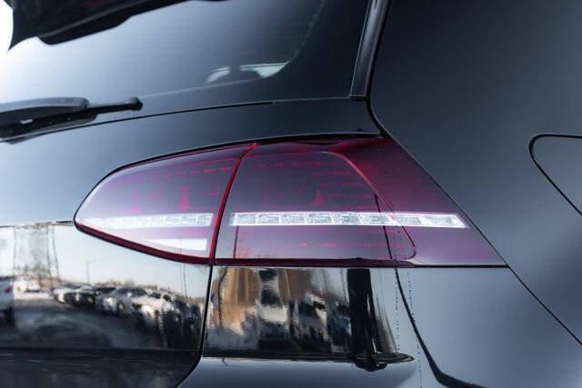 2017 Volkswagen Golf GTI S