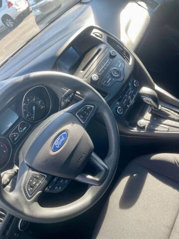 2017 Ford Focus SE