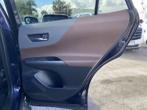 2023 Toyota Venza XLE