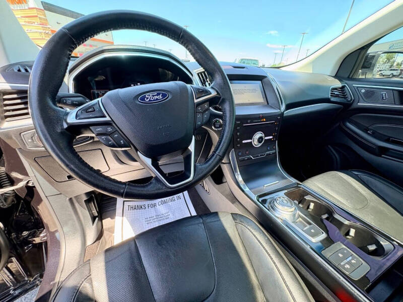 2019 Ford Edge Titanium