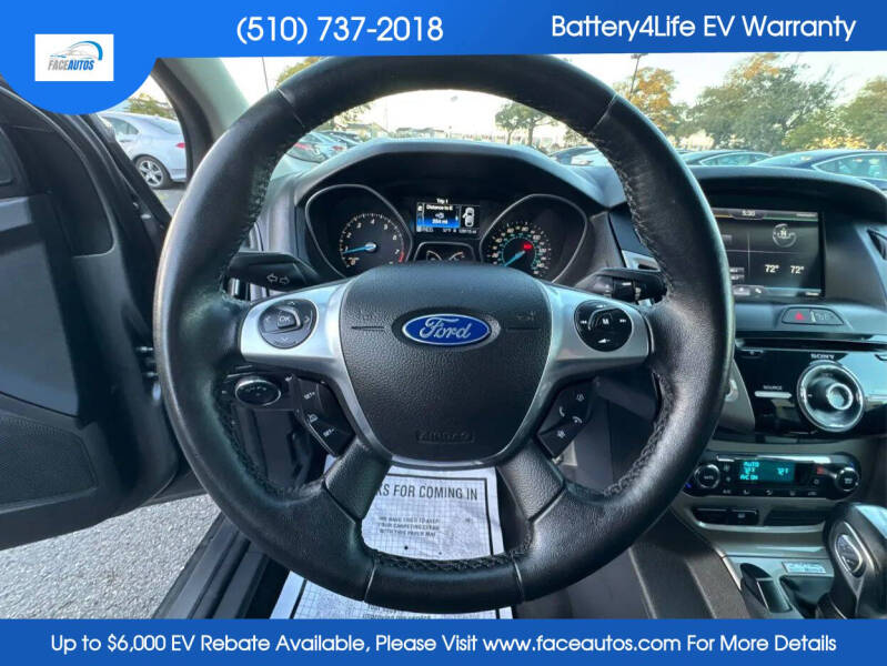 2012 Ford Focus SEL