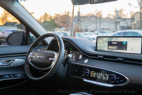 2025 Genesis GV70 2.5T Standard