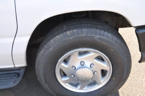 2010 Ford E-Series E-350 SD XLT