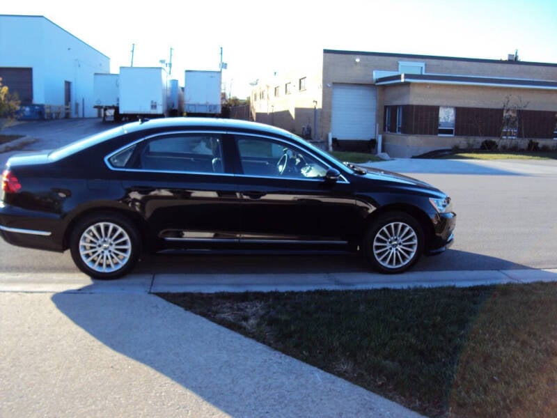 2016 Volkswagen Passat SE photo 23