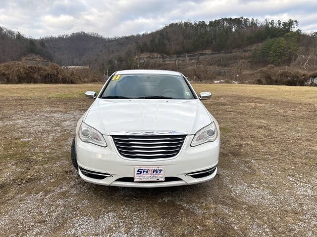 2011 Chrysler 200 Limited