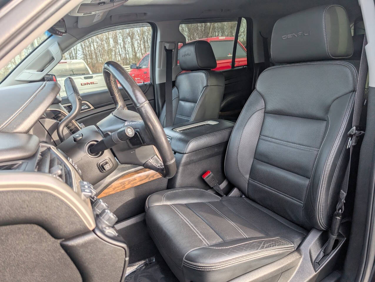 used 2020 GMC Yukon car, priced at $39,599