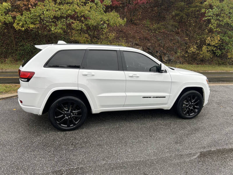 2017 Jeep Grand Cherokee Altitude