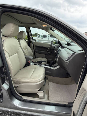 2011 Ford Focus SEL