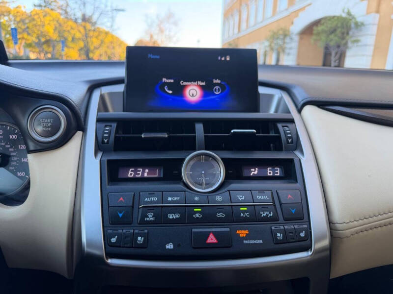 2017 Lexus NX 200t
