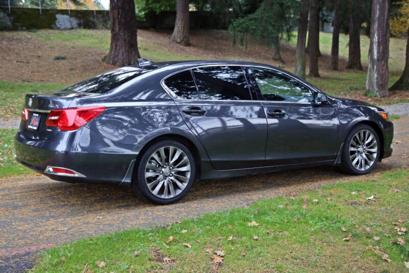 2016 Acura RLX w/Advance