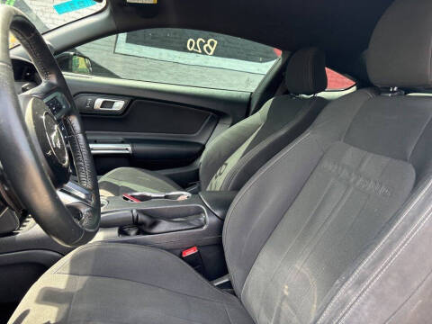 2020 Ford Mustang EcoBoost