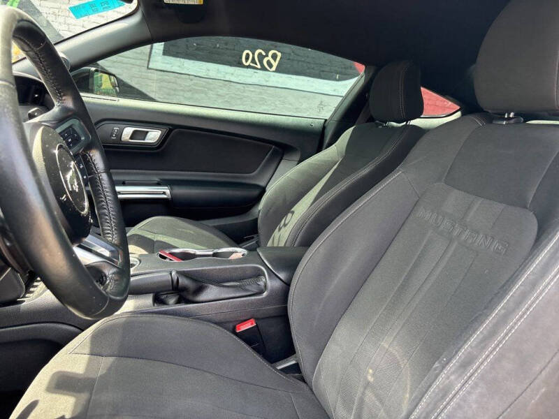 2020 Ford Mustang EcoBoost