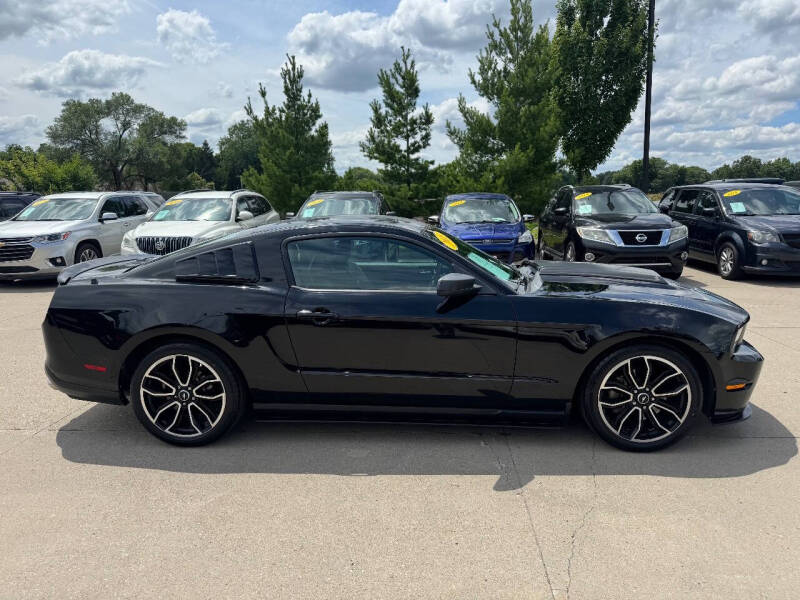 2011 Ford Mustang V6