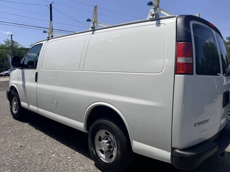 2017 Chevrolet Express 2500