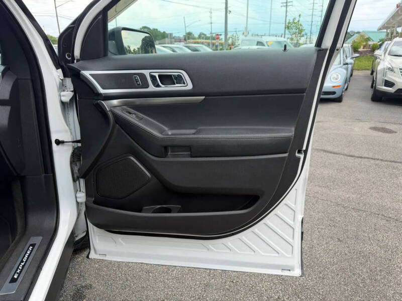 2013 Ford Explorer Sport