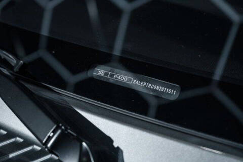 2022 Land Rover Defender 110 SE