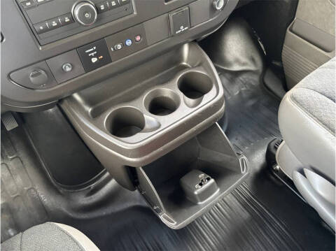 2024 GMC Savana 2500