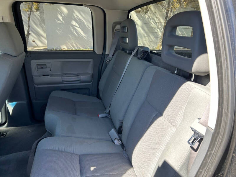 2005 Dodge Dakota SLT