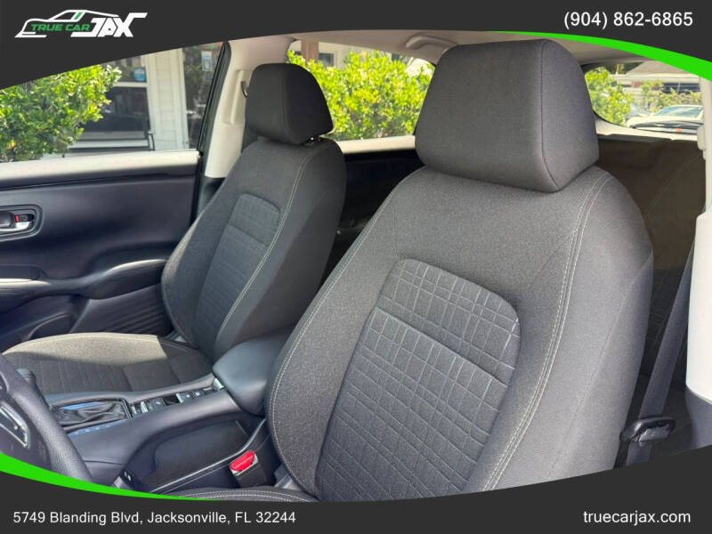 2025 Honda HR-V LX