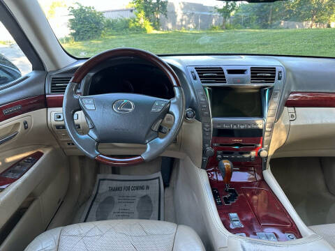2007 Lexus LS 460