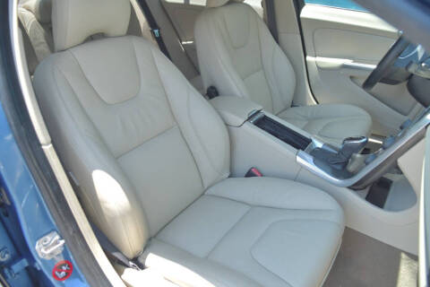 2014 Volvo S60 T5 Premier