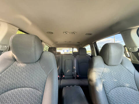 2011 Chevrolet Traverse LT