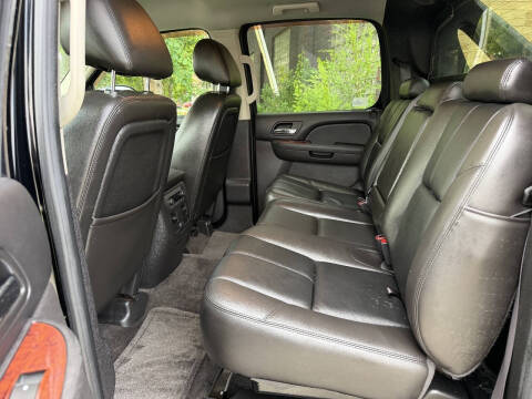 2011 Chevrolet Avalanche LT