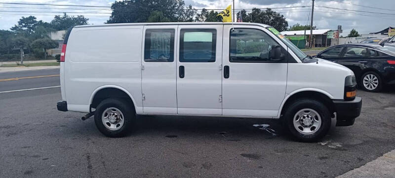 2021 Chevrolet Express 2500