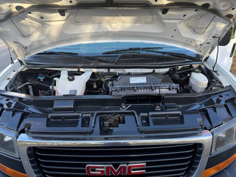 2019 GMC Savana 2500